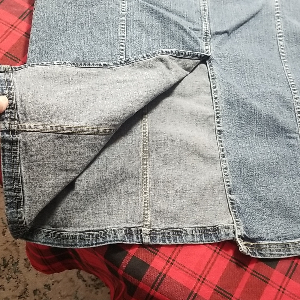 H&M High Rise Blue Jeans - Picture 9 of 9